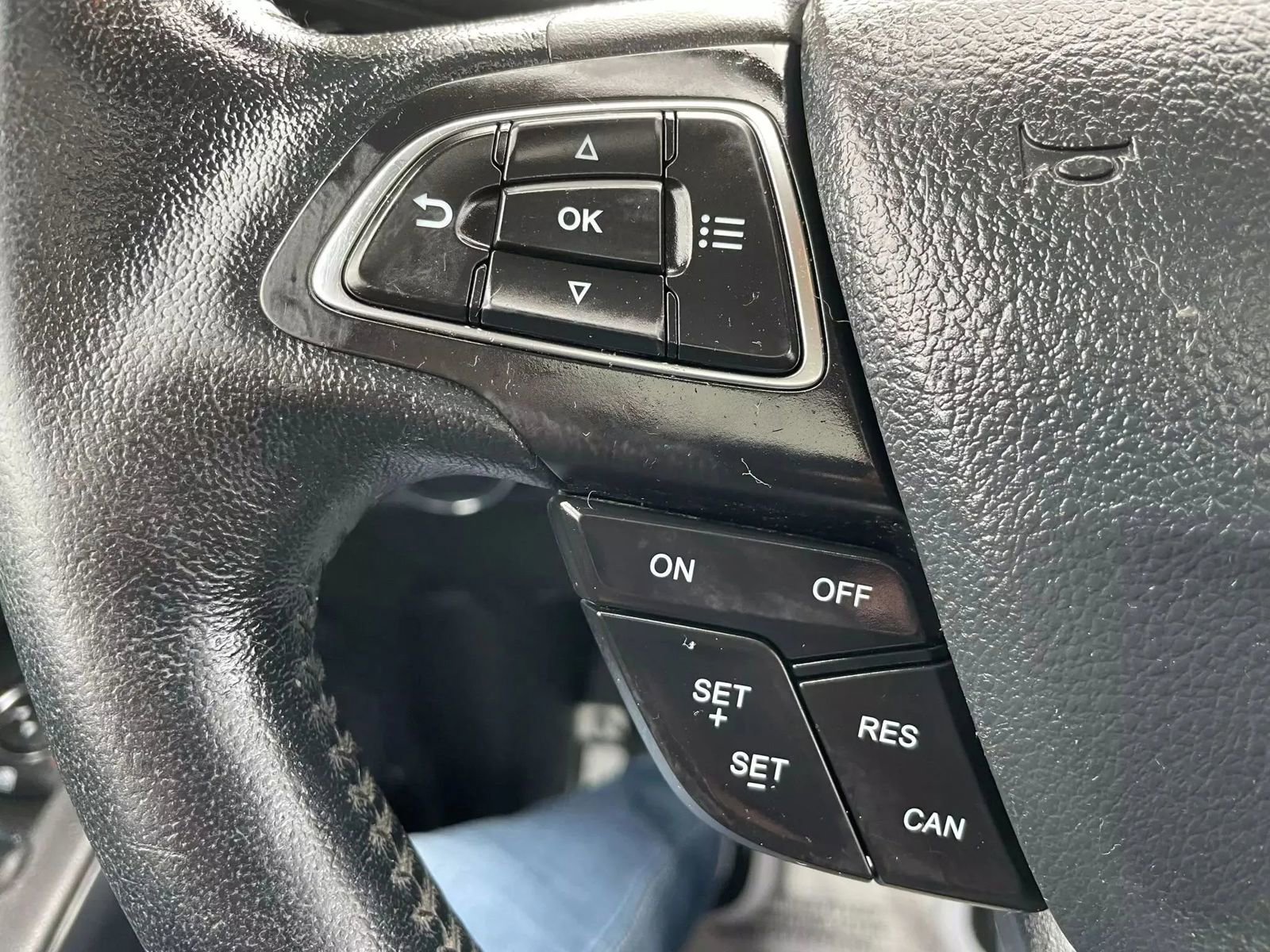 Used 2018 Ford EcoSport SE w/ SE Convenience Package image 34