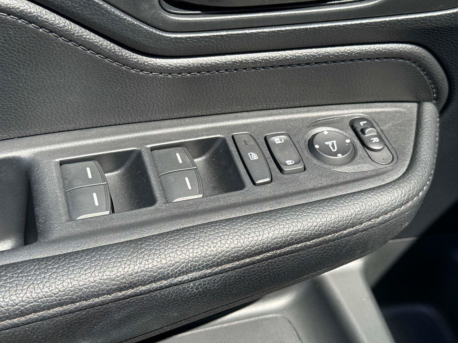 Certified 2024 Honda Odyssey EX-L image 20