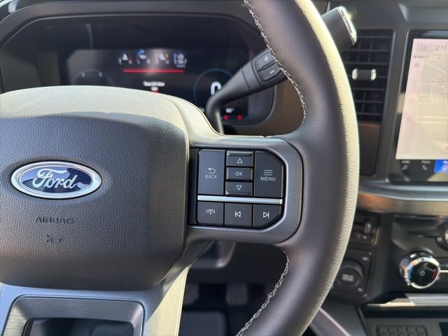 New 2025 Ford F250 Lariat w/ Chrome Package image 21