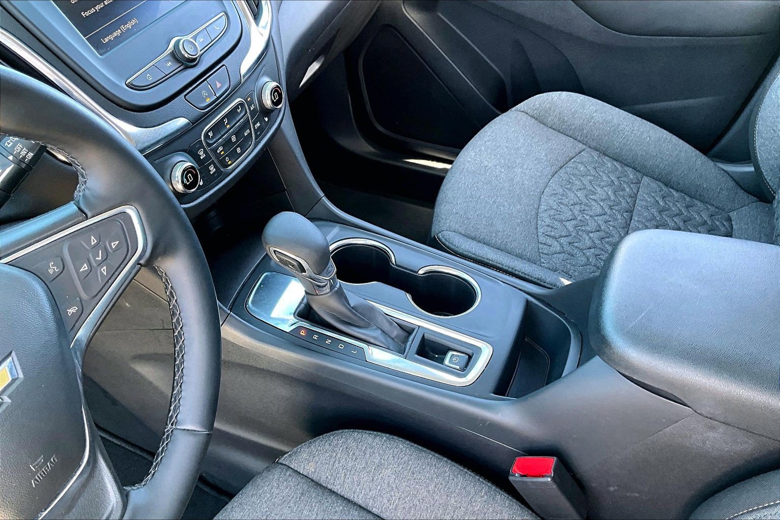 Used 2024 Chevrolet Equinox LT FWD image 18