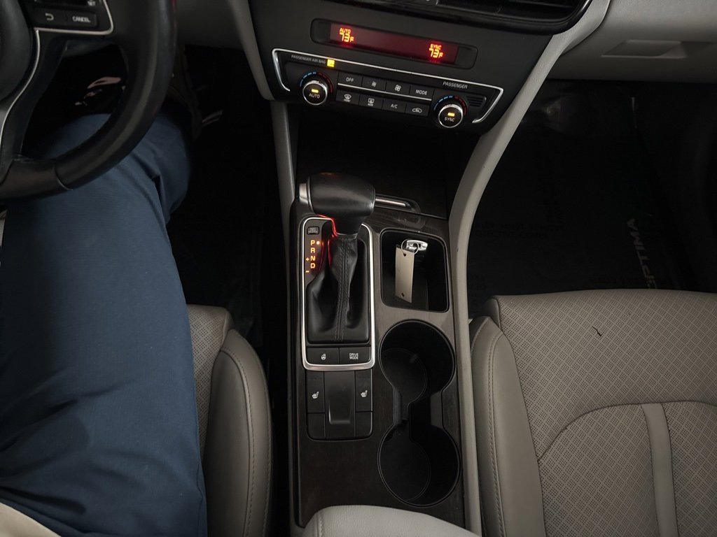 Used 2016 Kia Optima EX image 12