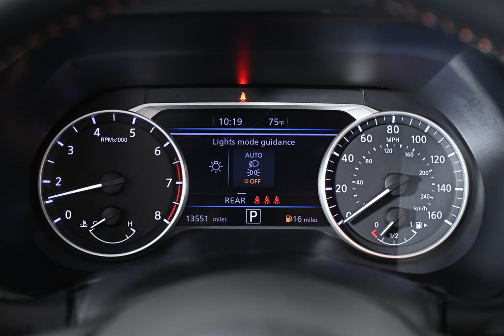 Certified 2023 Nissan Sentra SR w/ Electronics Package FWD image 14