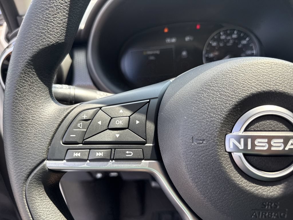 Used 2022 Nissan Kicks SV FWD image 23