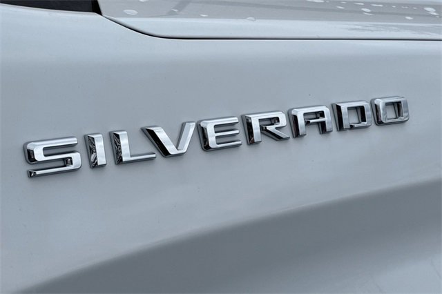 Used 2025 Chevrolet Silverado 1500 LT image 48
