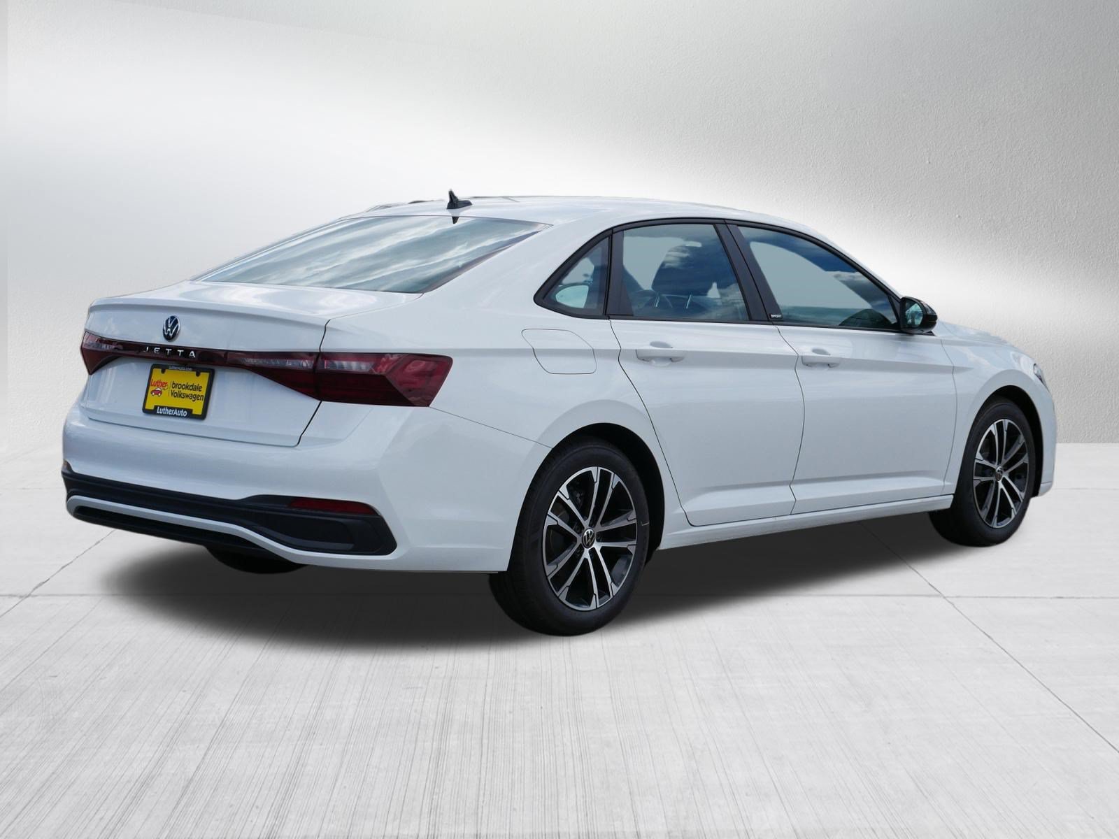 New 2026 Volkswagen Jetta Sport FWD image 3