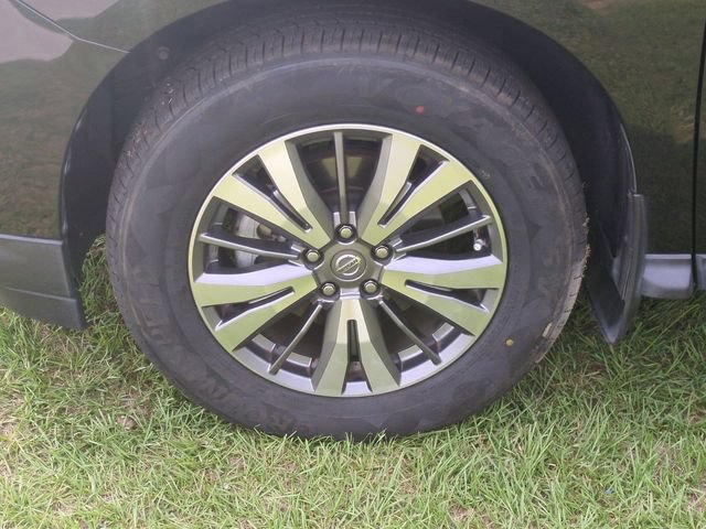 Certified 2020 Nissan Pathfinder SV FWD image 11