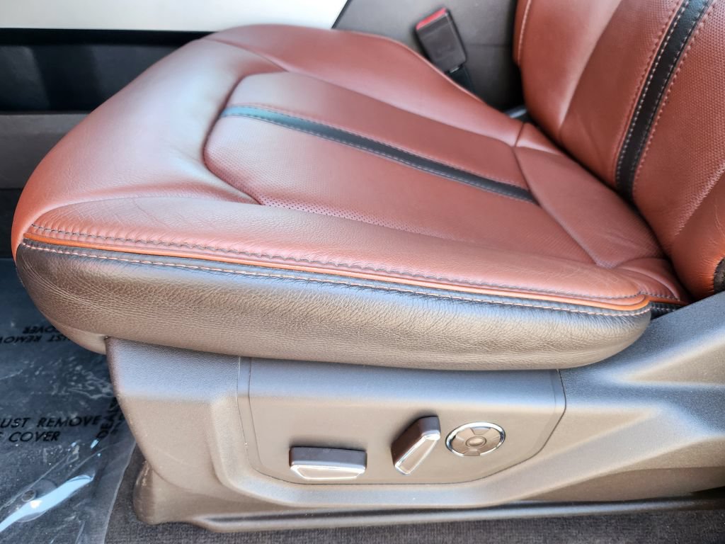 Used 2019 Ford F150 King Ranch w/ Equipment Group 601A Luxury AWD/4WD image 15