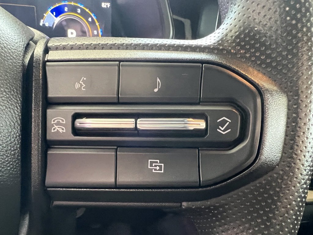 Used 2024 Chevrolet Colorado Trail Boss w/ Safety Package image 23