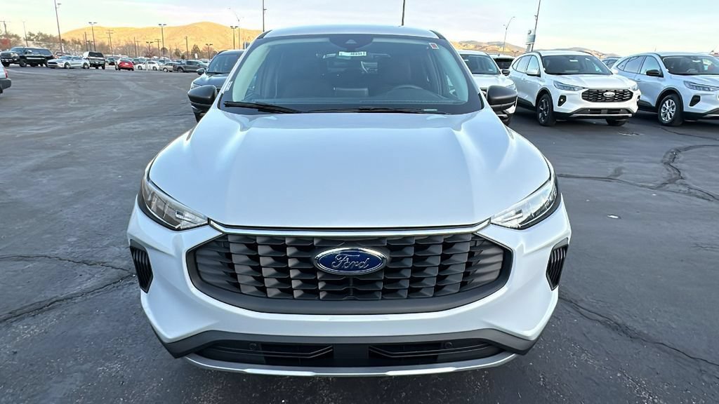 New 2026 Ford Escape Active FWD image 8