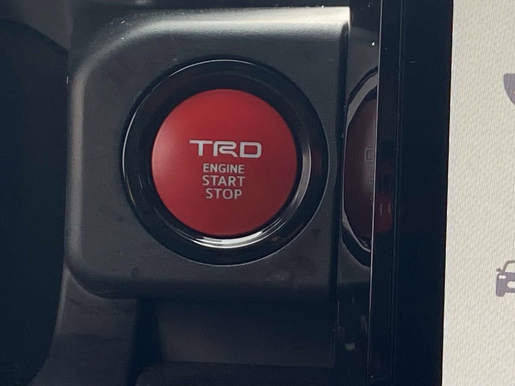 Used 2024 Toyota Tacoma TRD Sport w/ TRD Sport Upgrade Package image 27