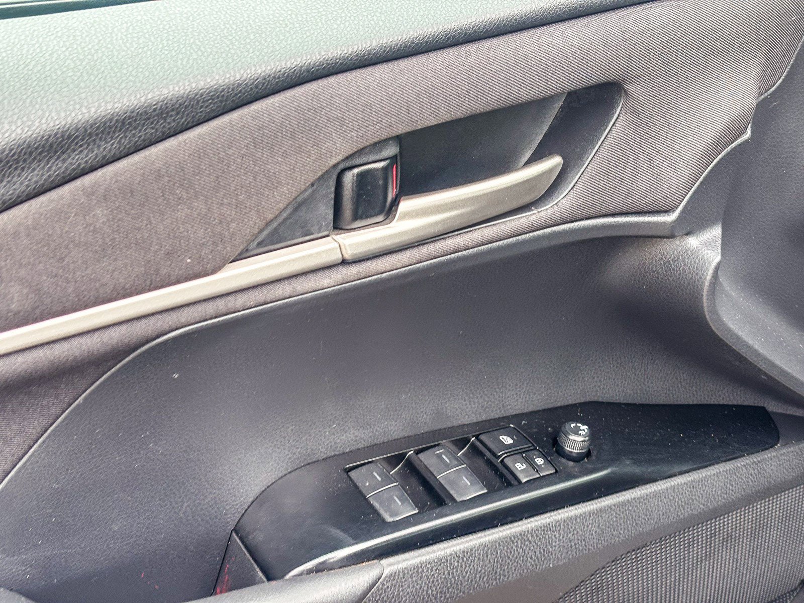 Certified 2025 Toyota Camry LE FWD image 22