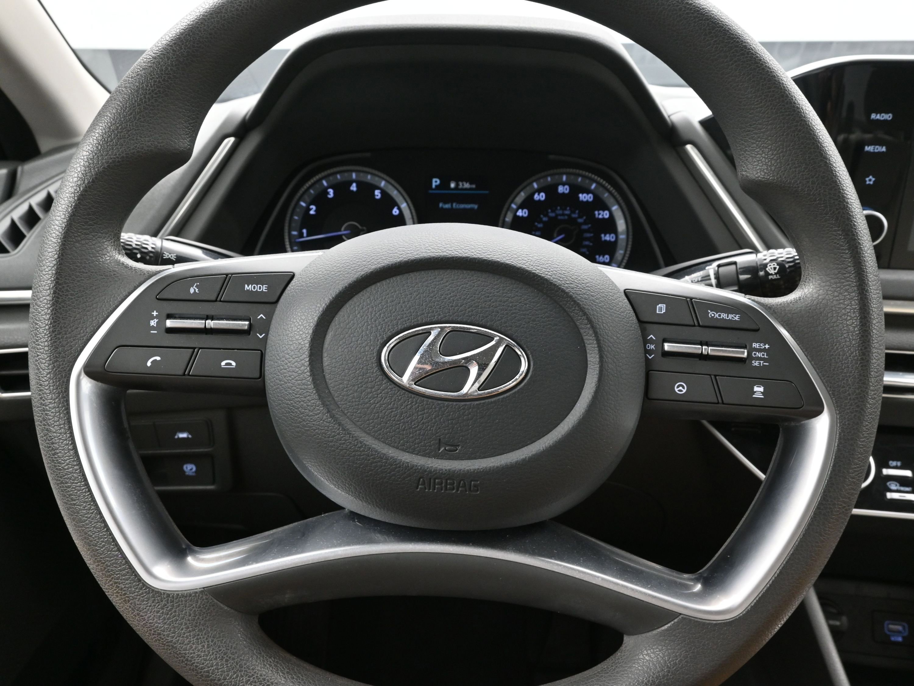 Used 2022 Hyundai Sonata SEL w/ Preferred Accessory Package image 13