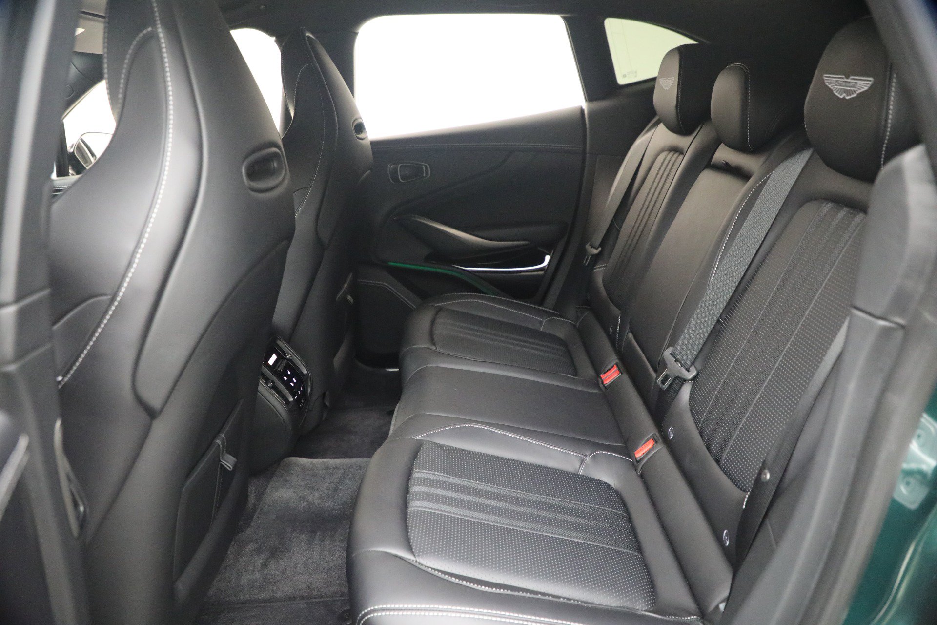Used 2026 Aston Martin DBX 707 AWD/4WD image 27