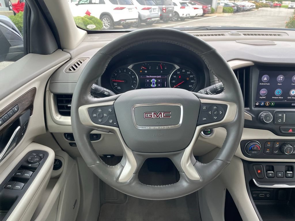 Used 2020 GMC Terrain Denali w/ Denali Premium Package AWD/4WD image 14