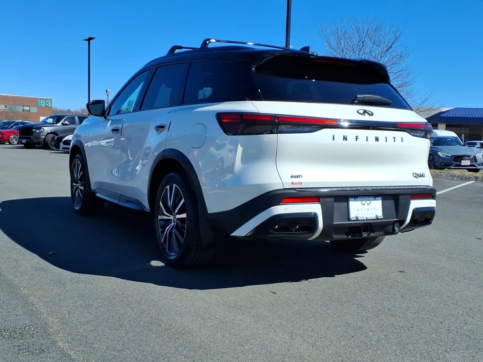 Certified 2024 INFINITI QX60 Autograph w/ Cargo Package image 6