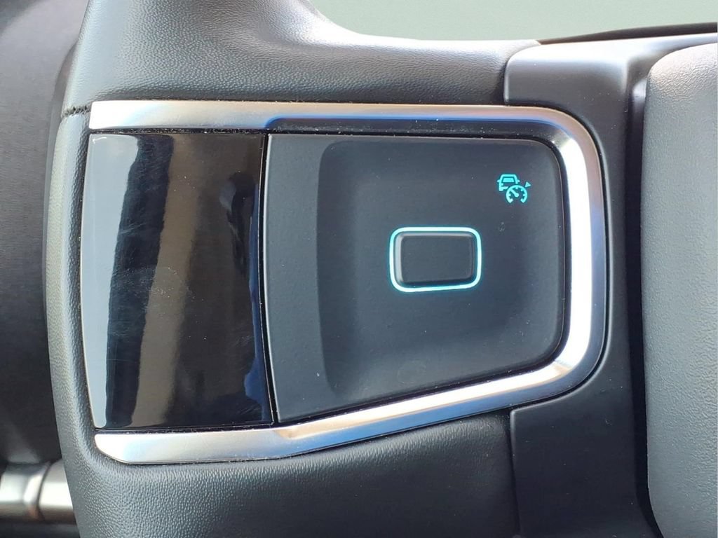 Used 2025 Ford Expedition Active RWD image 22