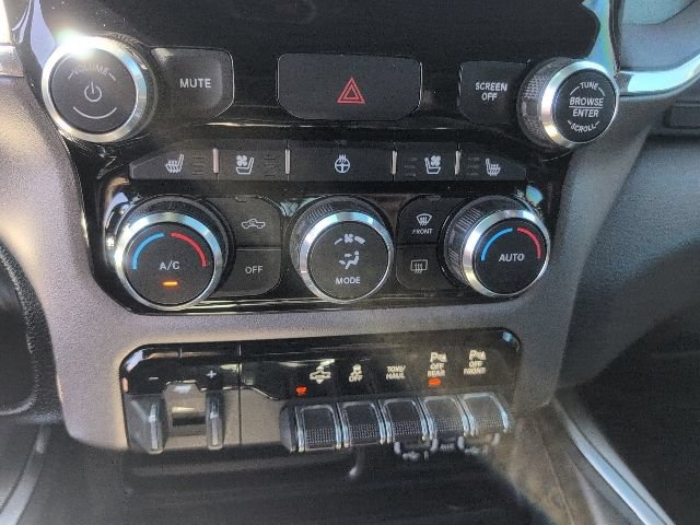 Used 2022 RAM 1500 Laramie AWD/4WD image 39
