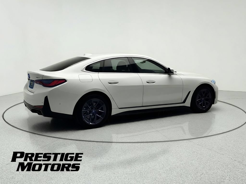 Used 2024 BMW i4 xDrive40i AWD/4WD image 8