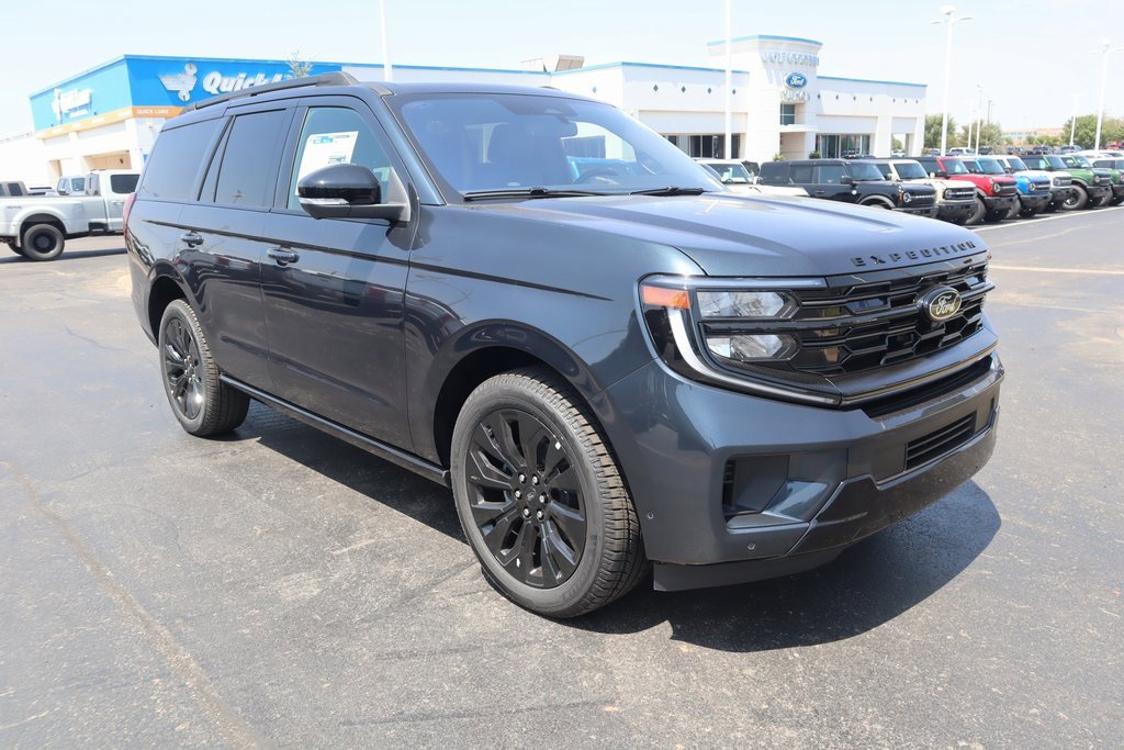 New 2025 Ford Expedition Platinum w/ Stealth Appearance Package image 1