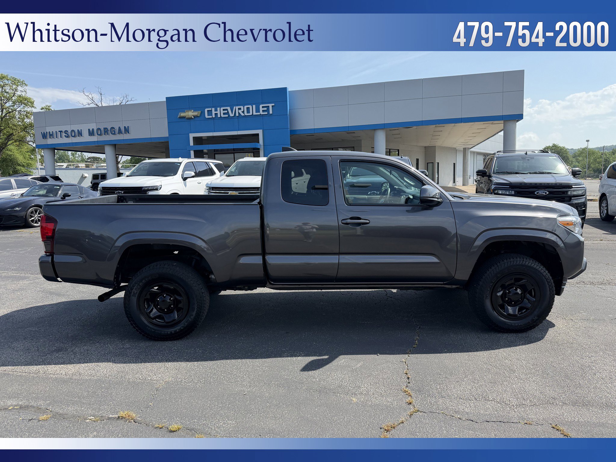 Used 2023 Toyota Tacoma SR w/ SR Convenience Package RWD image 5