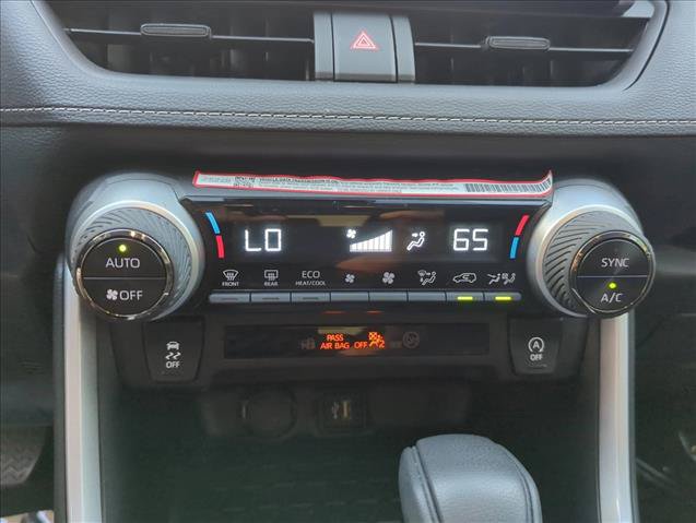Certified 2025 Toyota RAV4 XLE w/ Convenience Package FWD image 21
