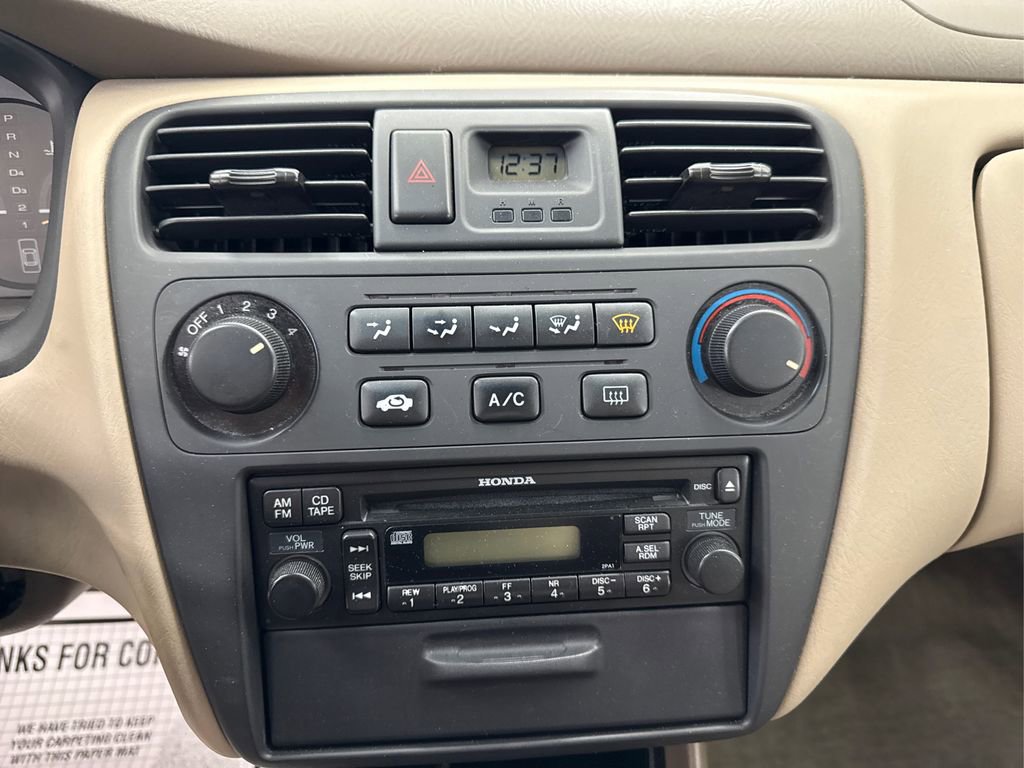 Used 2002 Honda Accord LX image 26