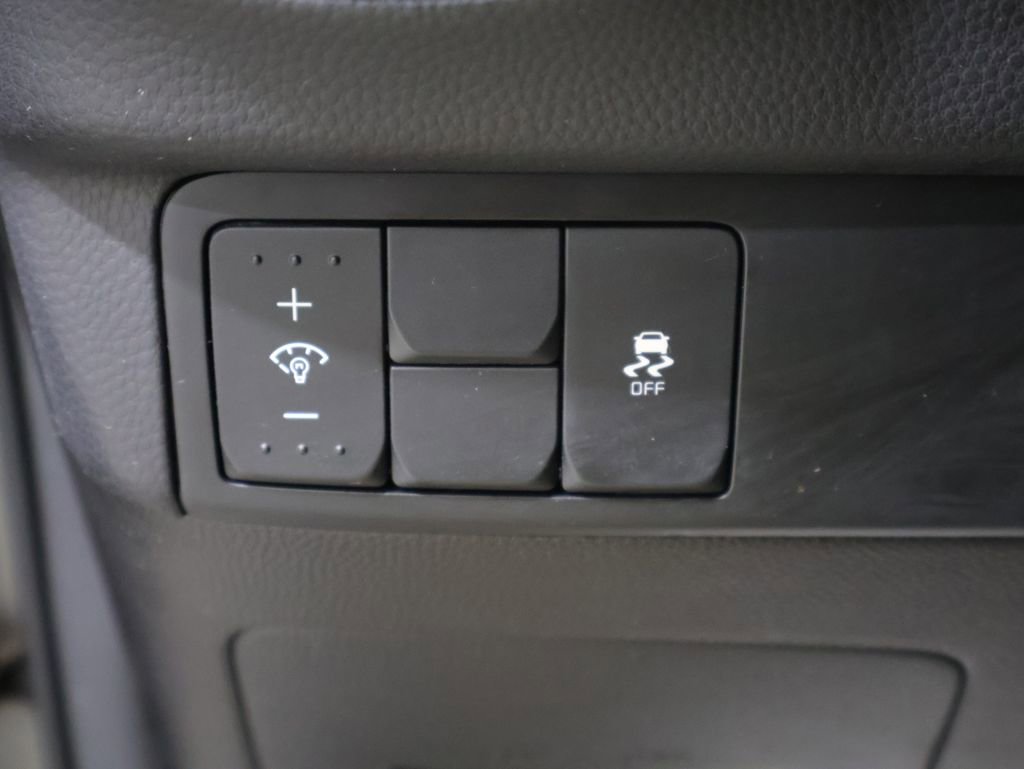 Used 2015 Kia Soul + image 30