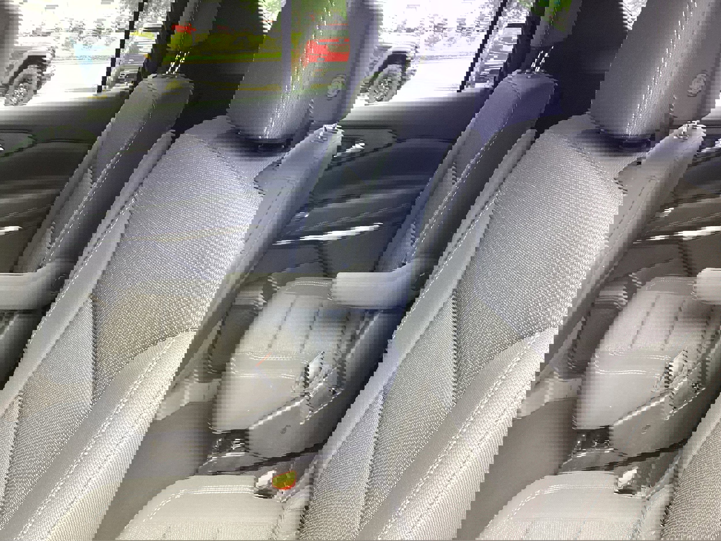 Used 2025 Chevrolet Traverse LT image 13