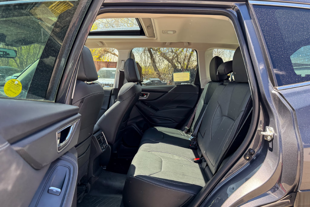 Used 2023 Subaru Forester Touring AWD/4WD image 21