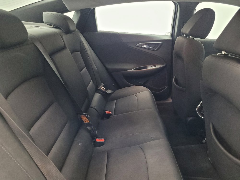Used 2020 Chevrolet Malibu LT FWD image 19