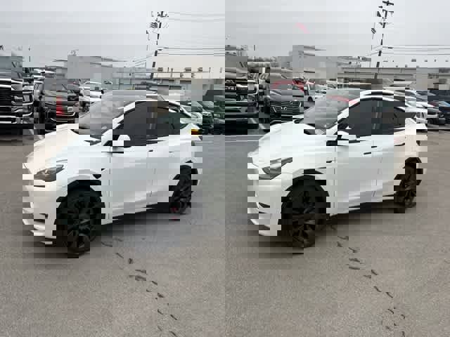 Used 2021 Tesla Model Y Performance image 13