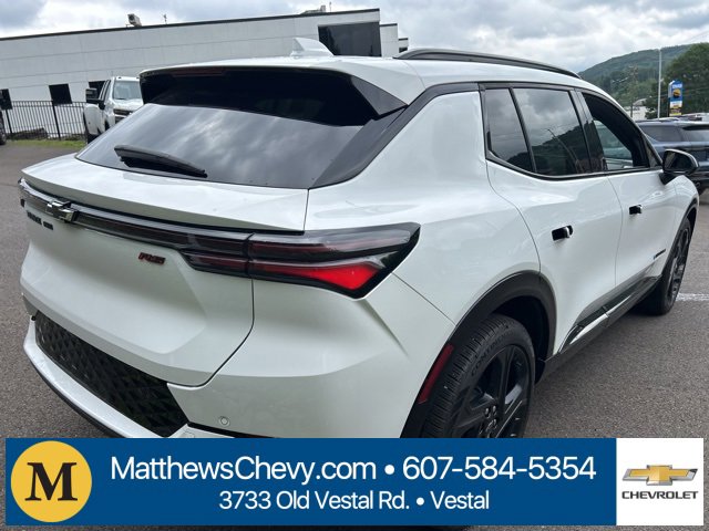 Used 2024 Chevrolet Equinox EV RS image 11