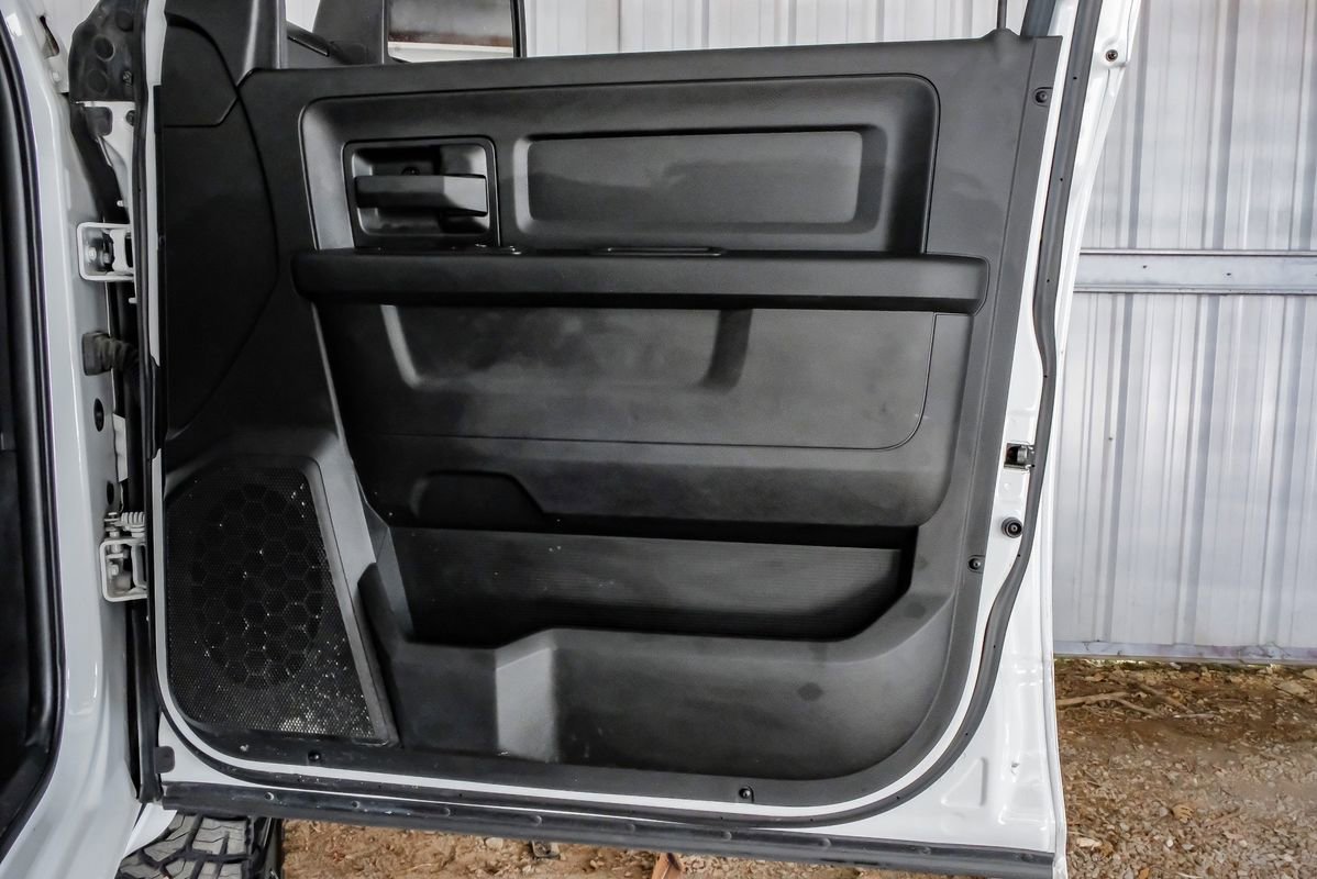 Used 2024 RAM 3500 Tradesman w/ Chrome Appearance Group image 46