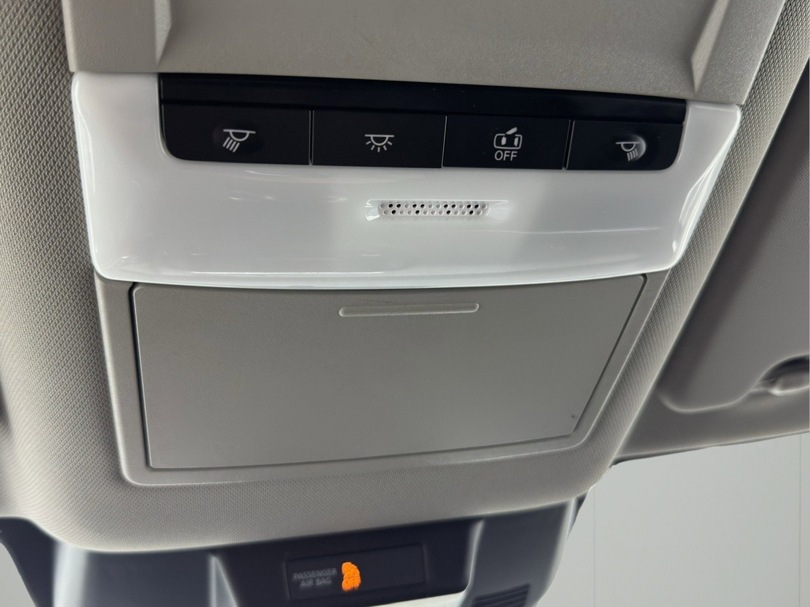 Used 2024 Nissan Rogue S AWD/4WD image 39