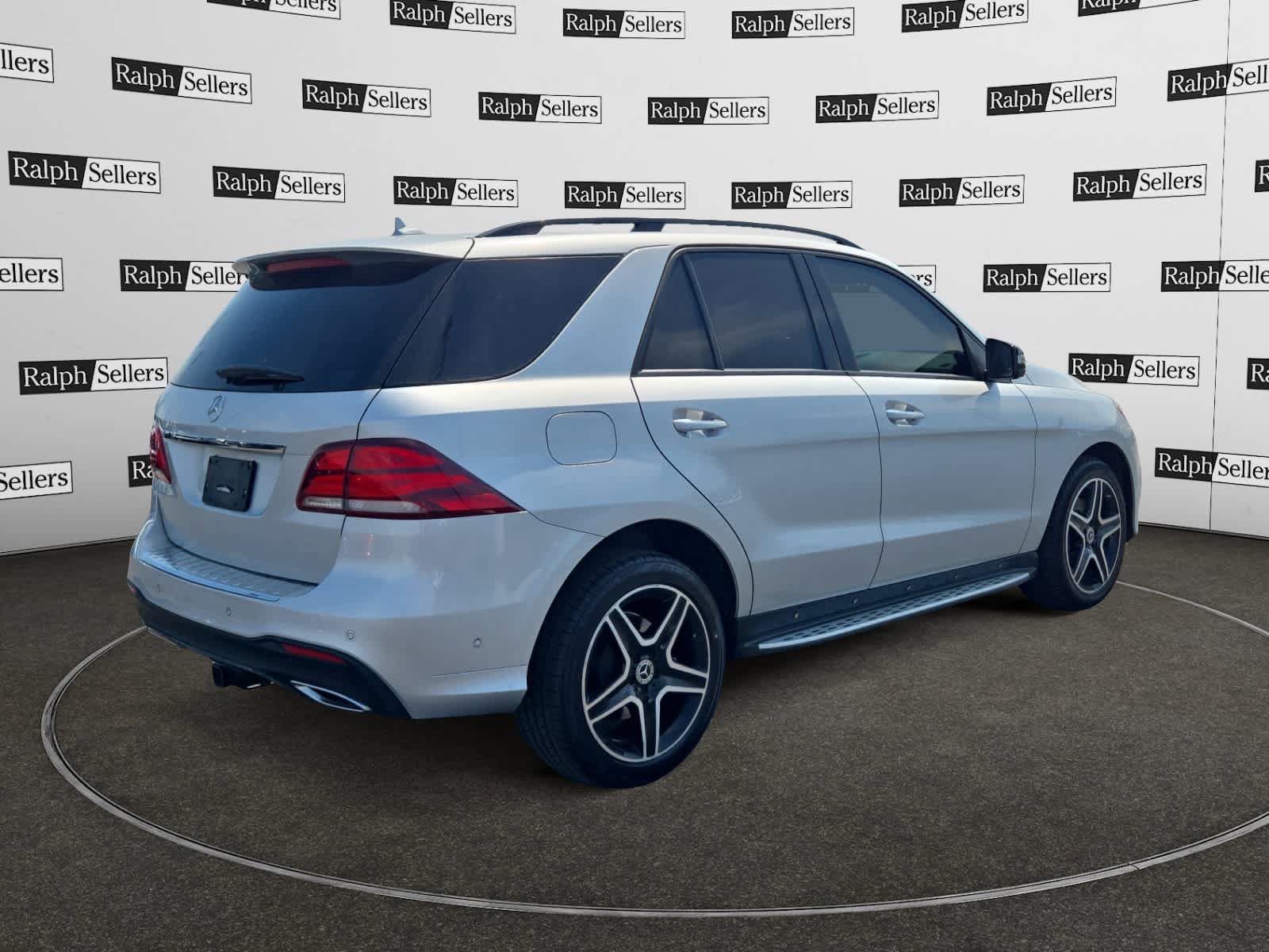 Used 2018 Mercedes-Benz GLE 350 4MATIC image 6