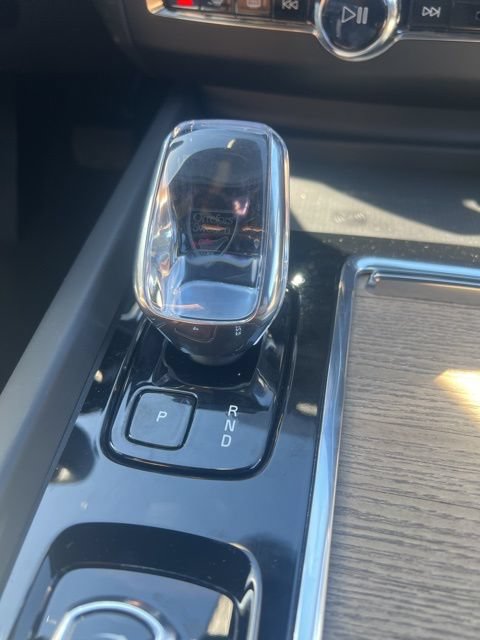 New 2026 Volvo XC60 T8 Plus w/ Climate Package PRO AWD/4WD image 19