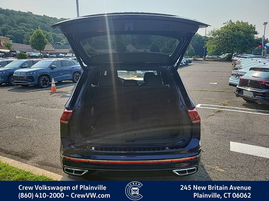 Certified 2023 Volkswagen Tiguan SEL R-Line AWD/4WD image 55