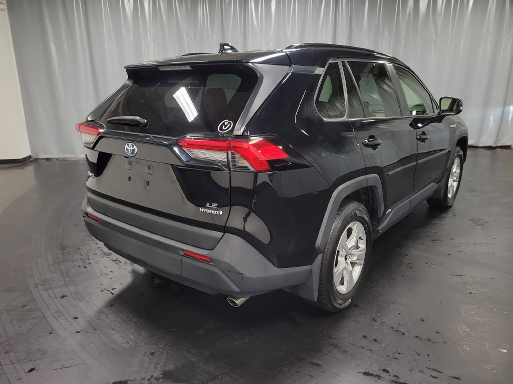 Used 2021 Toyota RAV4 LE w/ Protection Package (TMS) AWD/4WD image 8