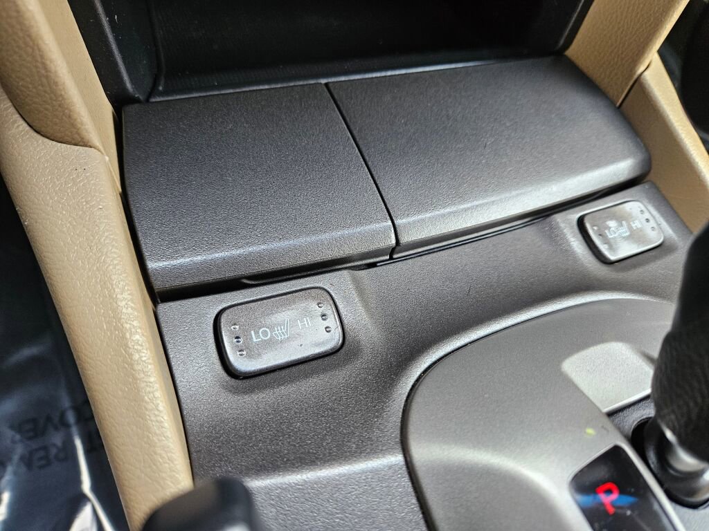 Used 2010 Honda Accord EX-L image 7