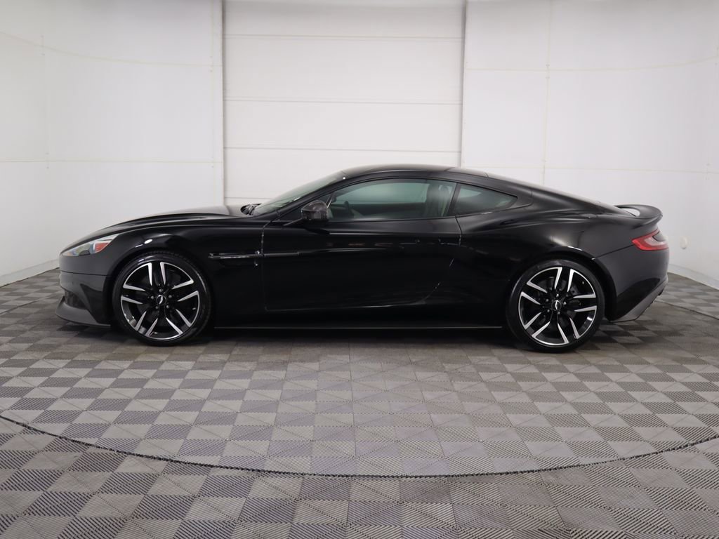 Used 2015 Aston Martin Vanquish Coupe image 8