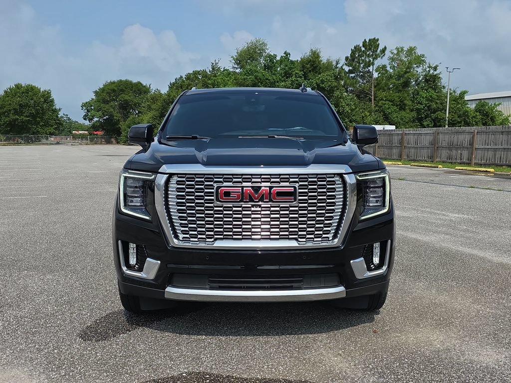 Used 2021 GMC Yukon Denali w/ Denali Premium Package RWD image 9