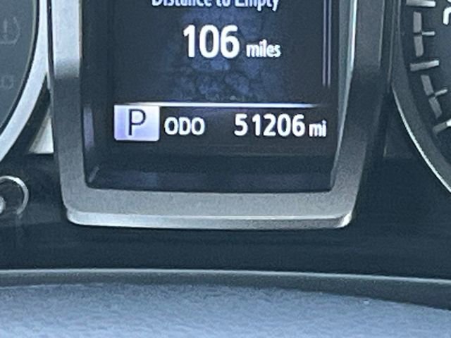 Used 2022 Toyota Tacoma TRD Off-Road w/ Technology Package image 24