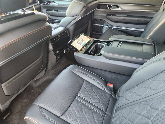 New 2026 Jeep Grand Wagoneer Summit AWD/4WD image 23