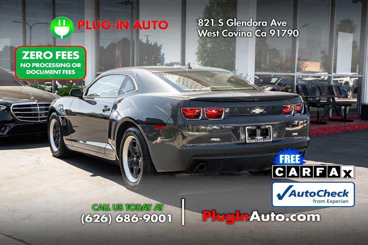 Used 2013 Chevrolet Camaro LS RWD image 2