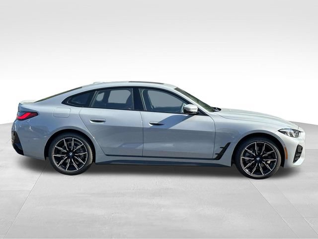 New 2026 BMW 430i xDrive w/ M Sport Package AWD/4WD image 2