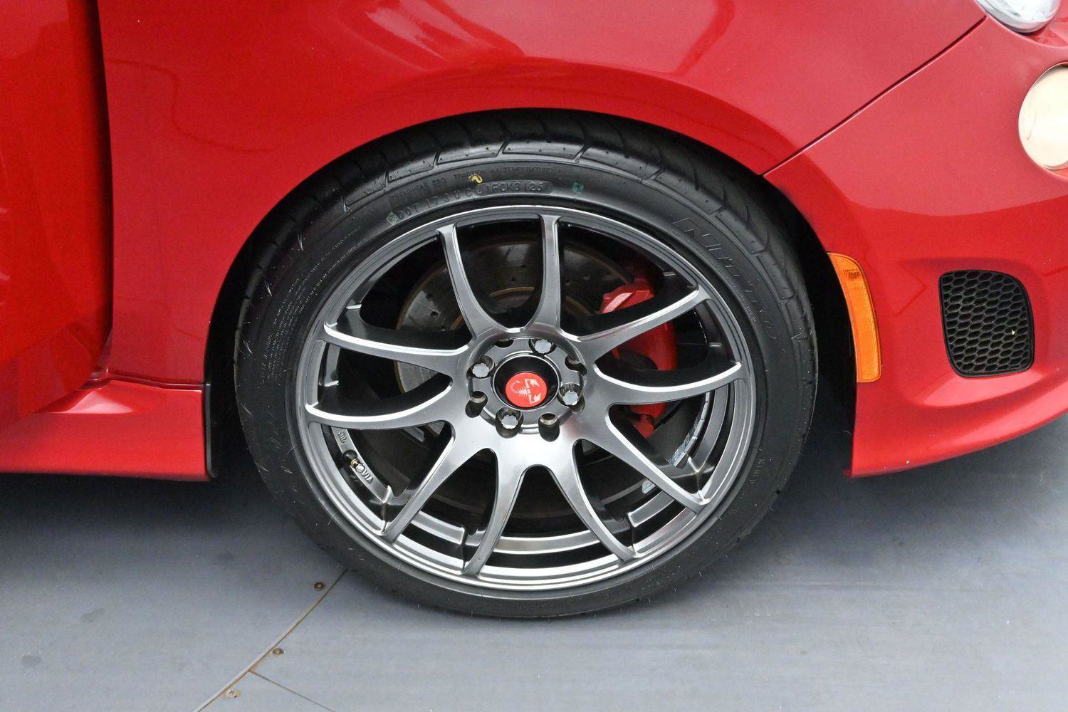 Used 2013 FIAT 500 Abarth FWD image 30