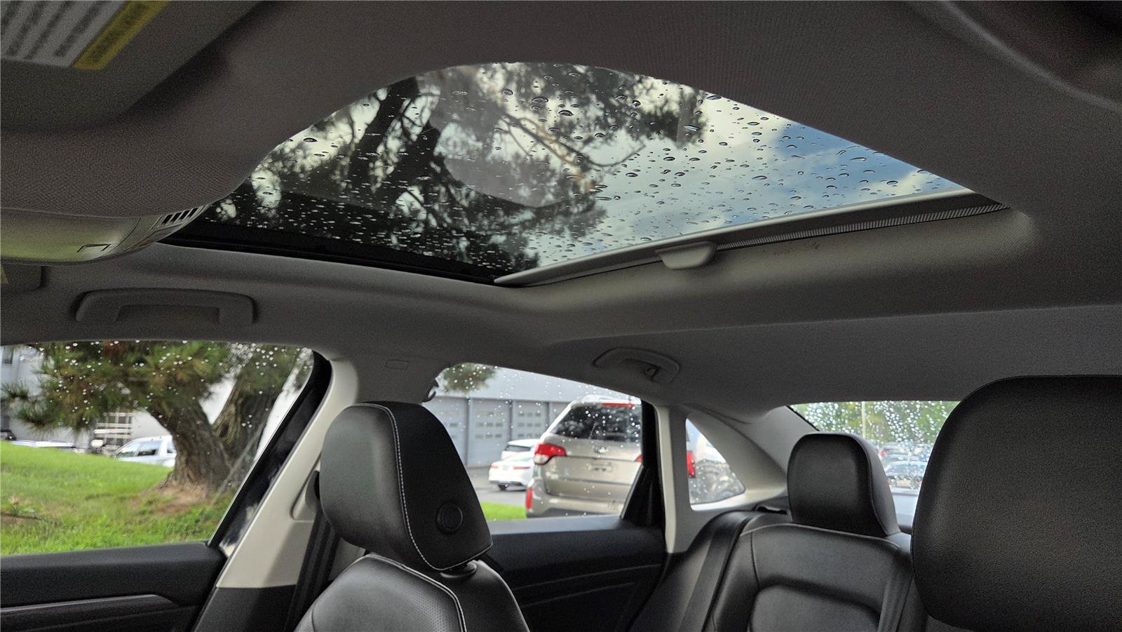 Certified 2023 Volkswagen Jetta SEL FWD image 23