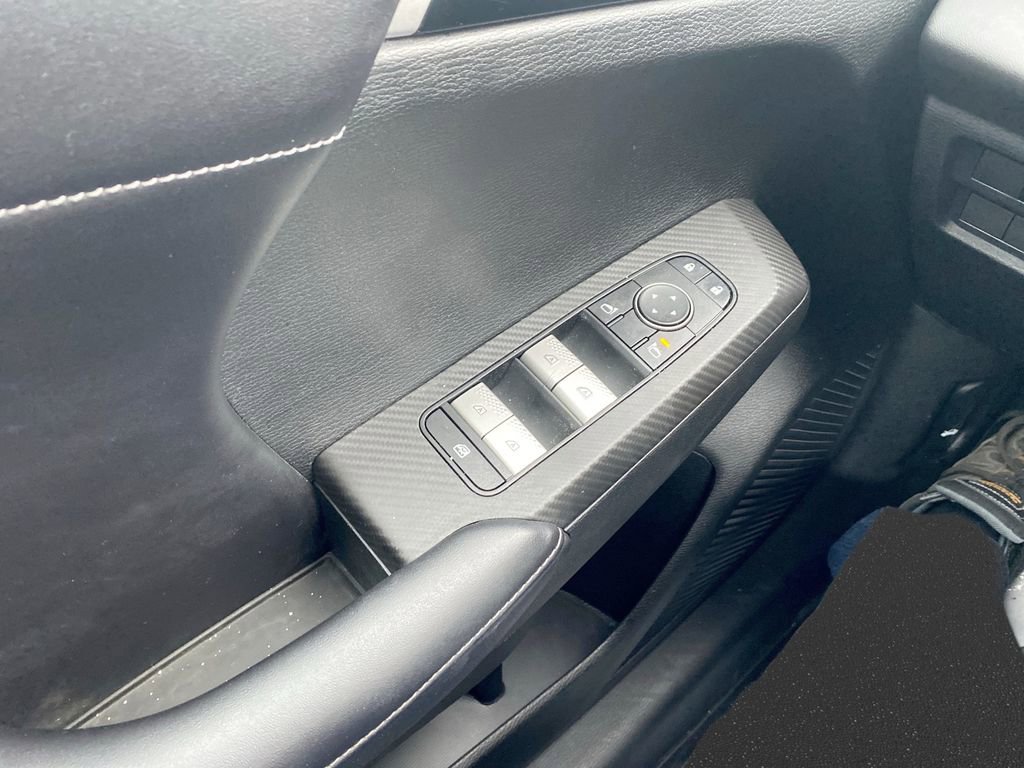 Used 2022 Mitsubishi Outlander SE image 18