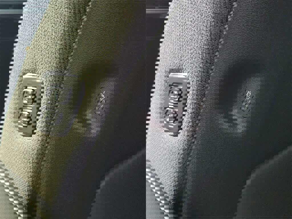 New 2026 Hyundai Ioniq 9 SE image 12