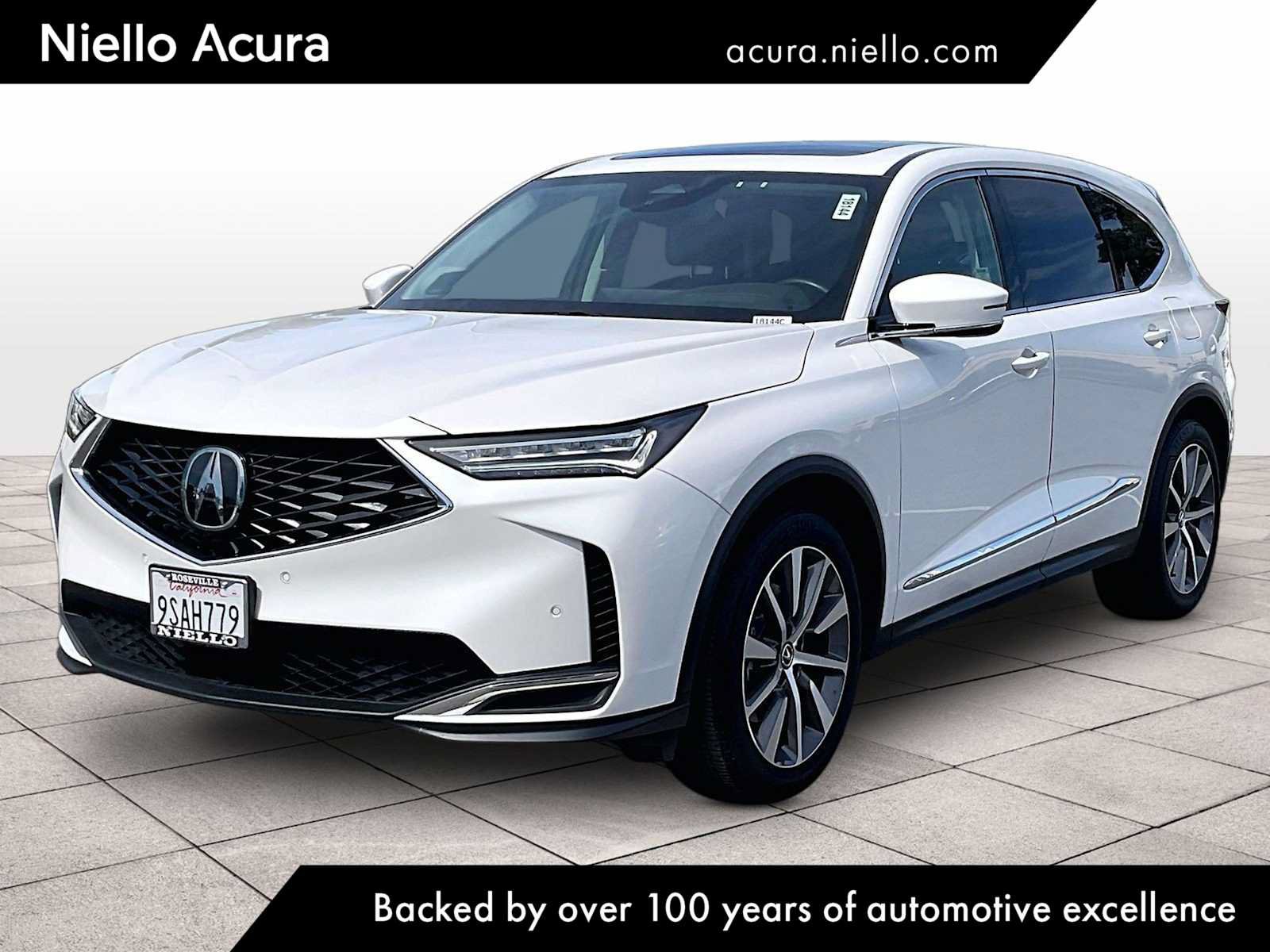 Used 2025 Acura MDX w/ Technology Package FWD image 1